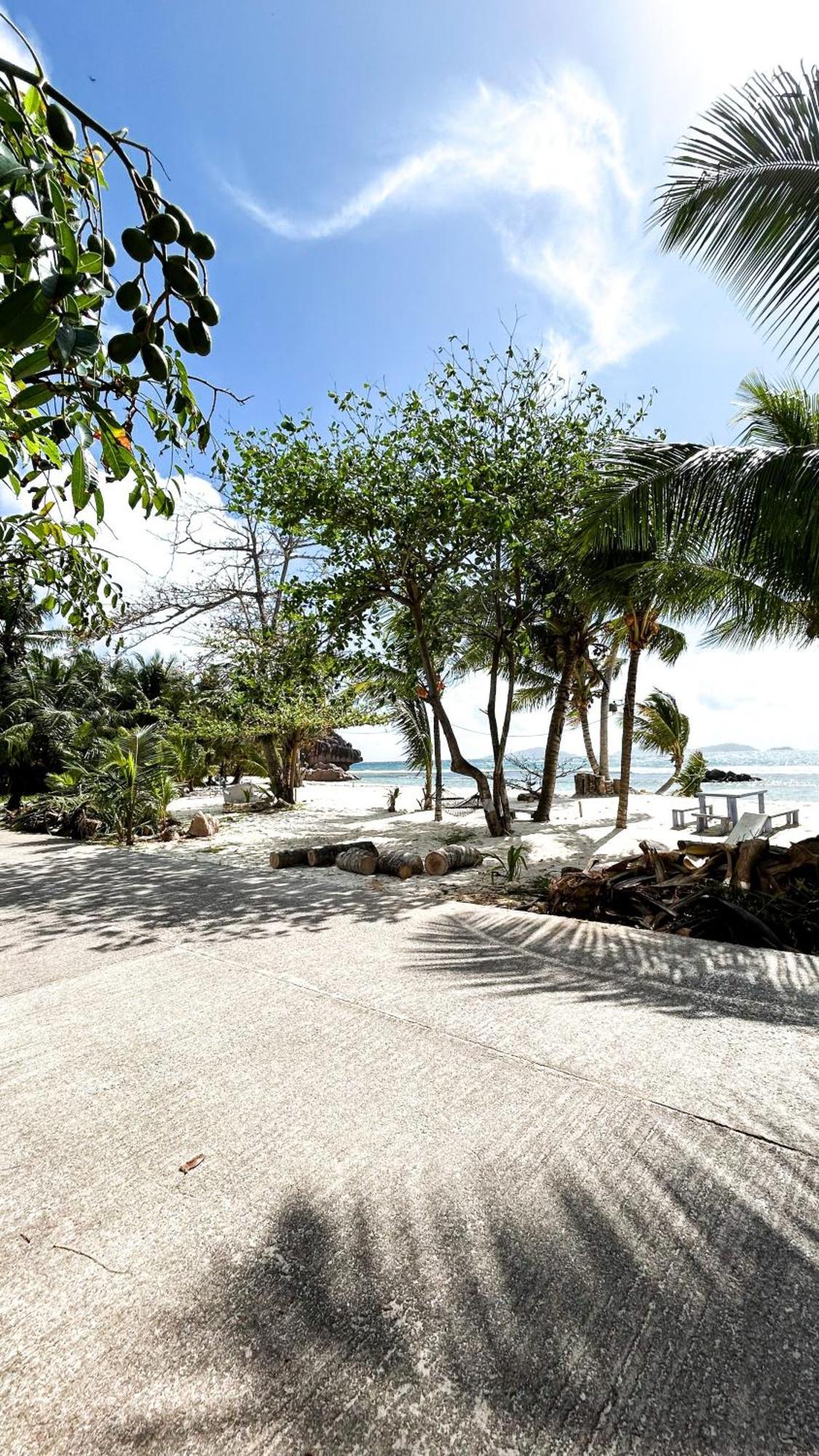 Anse Grosse Roche Beach Villa La Digue Exterior photo